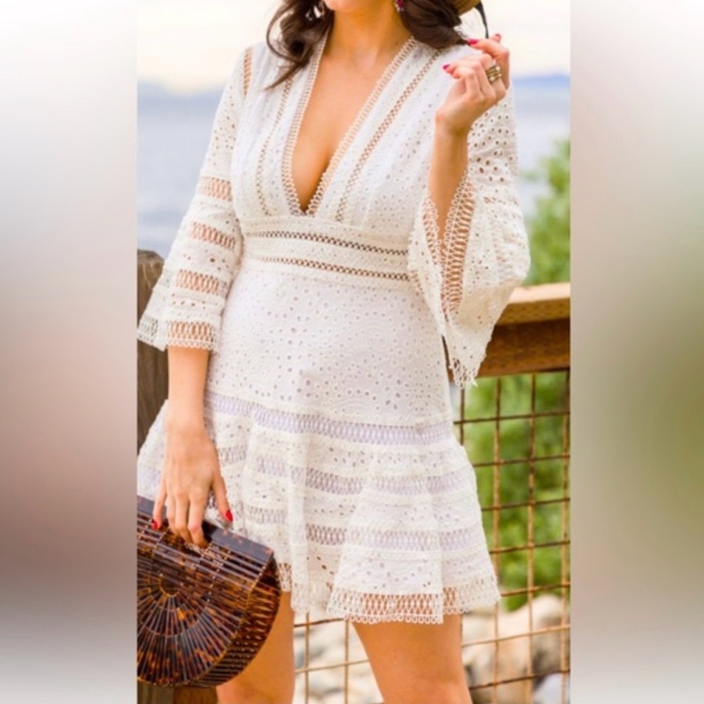 NWT Few Moda White Eyelet dress M